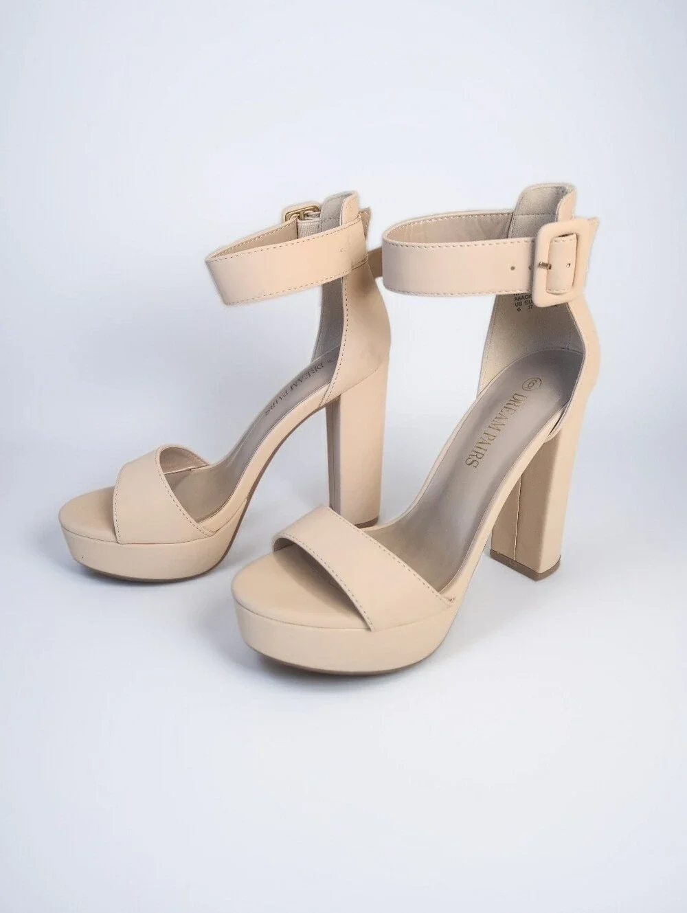 DREAM PAIRS Chunky High Heel Nude Platform Sandals Size 6